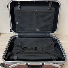 【中古品】キャリーバッグ エナメル 赤 ワインレッド 小型 コンパクト キャリーケース 旅行 バッグ カバンの画像