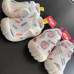ベビーシューズ　2足セット　新品　　15cm 17cm