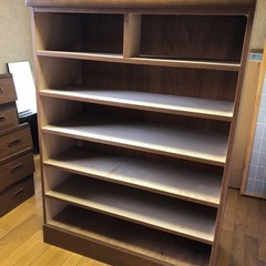 ６段タンス（チェスト）の画像