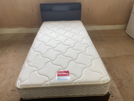 061612シングルサイズベッドフレーム・マットレスセット