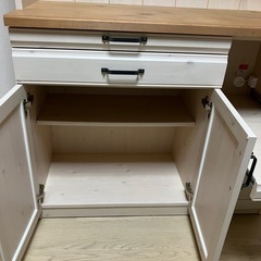 6/23,24限定　北欧系食器棚の画像