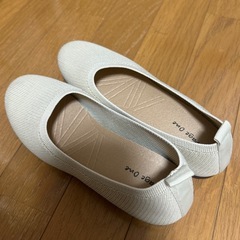 未使用品のノーブランドパンプス