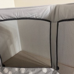 日本育児　洗えてたためる　ポータブル　ベビーサークル　の画像