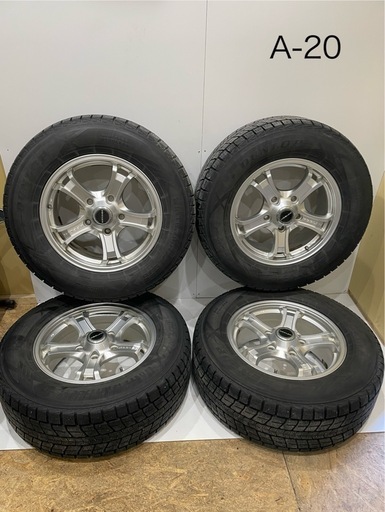 [極上]DUNLOP WINTER MAXX SJ8 ダンロップ　ウィンターマックス SJ8 285/60R16 8.5分山 13年製 ４本 中古相場 ¥120,000 クレジット決済可