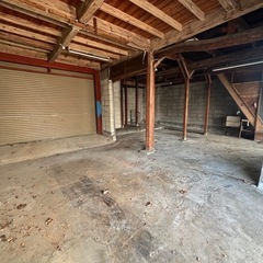 桐生市中心部  ガレージハウス ２階建(居住はできません)
