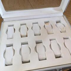 再出品　腕時計ケースの画像