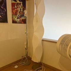 IKEA フロアライト2個（LED電球6個付き）