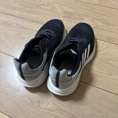 アディダス 20cm 子供 スニーカーの画像