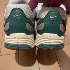 ナイキスニーカーの画像