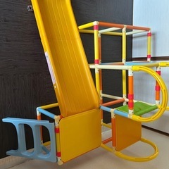室内用滑り台と遊び場への画像