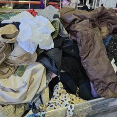 古着詰め放題 1袋 500円　ワンコイン！　詰め放題の画像