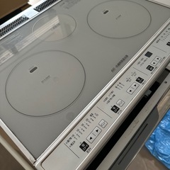 ビルドインIHとIHの台のセットの画像