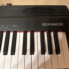 【Roland】電子ピアノとスタンドのセットの画像