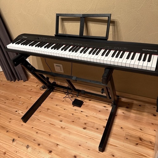【Roland】電子ピアノとスタンドのセット