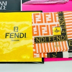 セリーヌ　FENDI ブランド　ハンカチ　3枚の画像