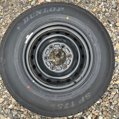 ハイエース　純正スチールホイール　タイヤ付
