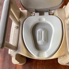 ポータブルトイレの画像