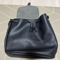 【商談中】黒　リュック　小さめ