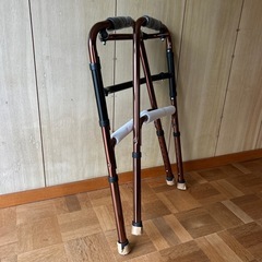 【美品】折りたたみ式歩行器　介護用の画像