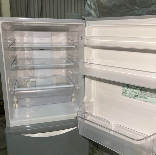 HITACHI R-27EV(S) 
日立スリム3ドア冷蔵庫