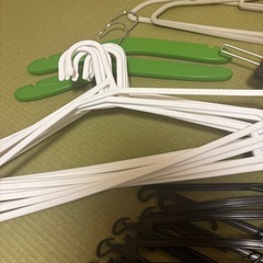 ハンガーまとめ売りの画像