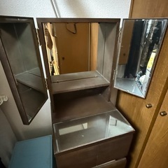 ドレッサー　化粧台の画像