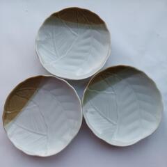 銘々皿  ３枚
