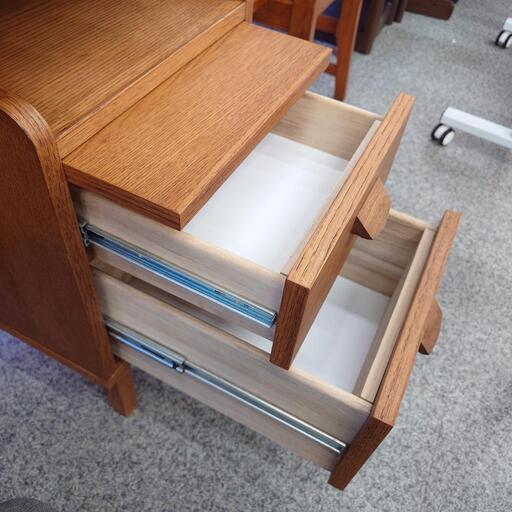 ジモティー見た！で5%OFF【デスク】unico KURT DESK クルト