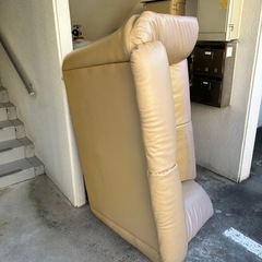 2名掛けソファー【必要な方にお譲りします】の画像