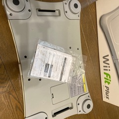Wii fit ウィーフィットプラス　中古の画像
