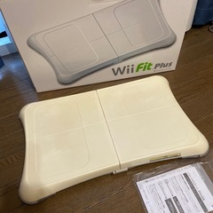 Wii fit ウィーフィットプラス　中古