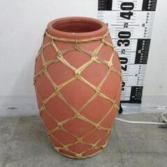 0616-704 壺