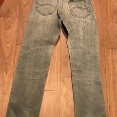 Lee ダメージジーンズw31の画像