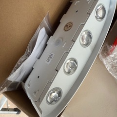 最終値下げ！【新品未使用】ライト 照明　LED ブラケットライト 壁掛け 壁付け 間接照明　玄関照明  アンティーク　レトロ　ウォールライト　ポーチライト　玄関ライト　屋内屋外兼用の画像