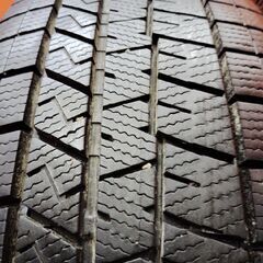 DUNLOP WINTER MAXX WM03 205/65R16 16インチ スタッドレス 4本 20年製 バリ溝 C28セレナ 10系アルファード ヤリスクロス等　(KTF279)の画像