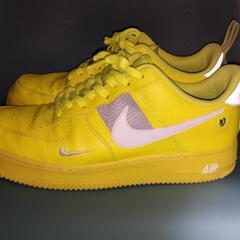 値下げ 格安 NIKE AIR FORCE 1 の画像