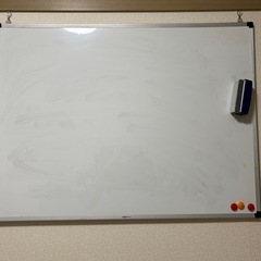 【直接引き取り限定】壁掛けホワイトボード 120×90 cm マ...