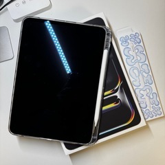 Apple iPad 11’ M4 + Apple Pencil...