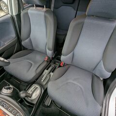 ホンダ フィット 3万キロ台 ホワイト車検2年付き‼️‼️の画像