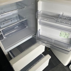 北九州市内配送無料　保証付き 値下げた AQR-SV24H冷蔵庫 SVシリーズ アンティークホワイト [238L /3ドア /右開きタイプ] の画像