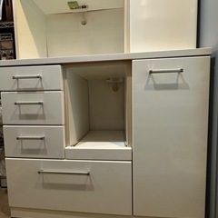 食器棚の画像