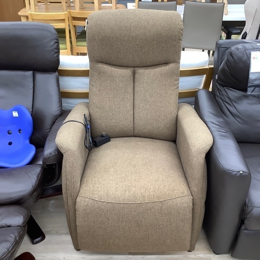 【トレファク シュロアモール筑紫野店】1人掛け電動リクライニングチェアのご紹介です！