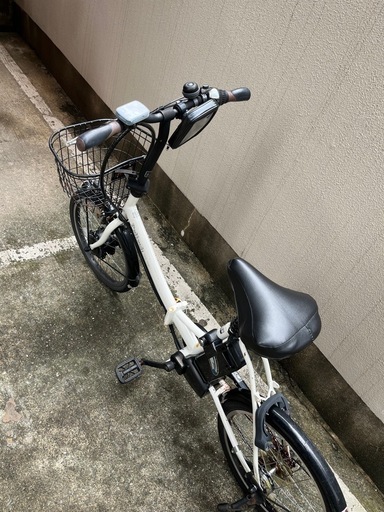 屋根付き 電動アシスト自転車 モデルに使用で、中古引き取り限定
