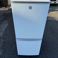 値引！シャープノンフロン冷凍冷蔵庫137L(1人から2人用)超美品！