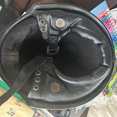 ヴィンテージ軍のヘルメットの画像