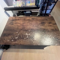 IKEA　テーブルの画像