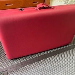 決まりました　折りたたみ　サロン　エステ　ベッド　赤の画像