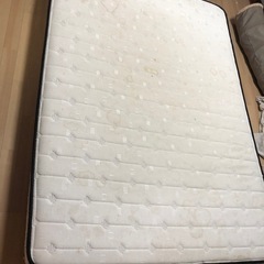 ベッドダブル