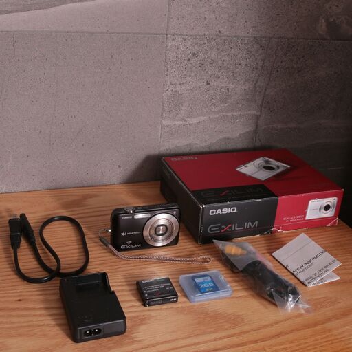 CASIO EXILIM EX-Z1050 ブラック 箱＆充電＆SDカード等有◎