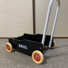 取引中【BRIO ブリオ】手押し車 黒 × 白 × 赤の画像